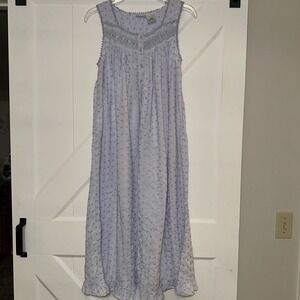 Delicates Small Light Purple Cotton Nightgown Embroidered Flowers Lace Cottage
